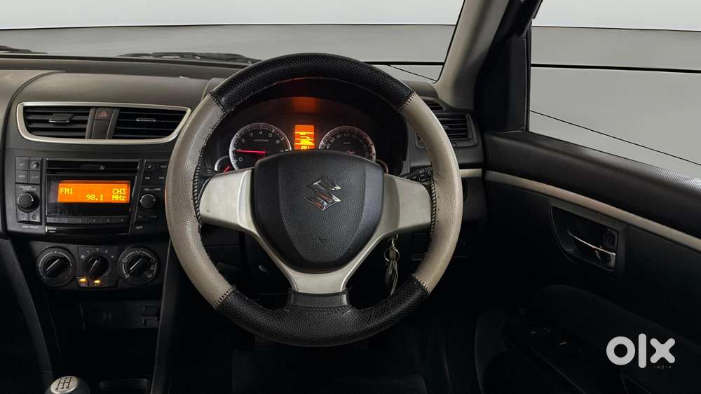 Maruti Suzuki Swift Vxi, 2015, Petrol