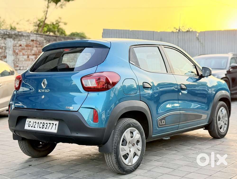 Renault Kwid 1.0 Rxt (o) Easy-r, 2020, Petrol