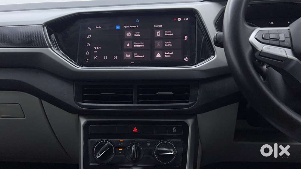 Volkswagen Taigun 1.0 Tsi Highline At, 2022, Petrol