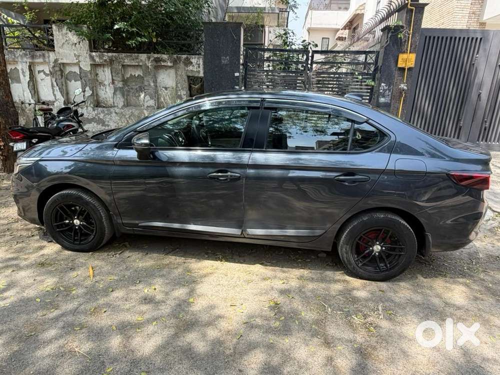 Honda City Cvt At 2022 Showroom Condition