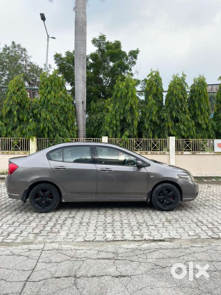 Honda City 2012 Cng With Bucket Seat Cover And Modification