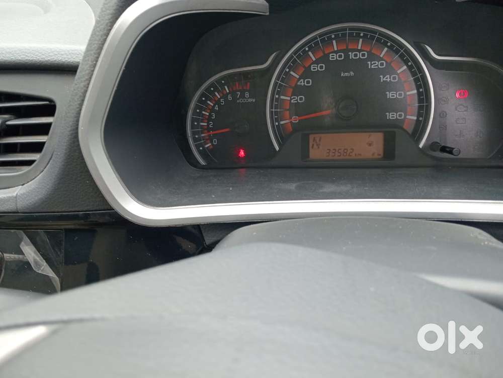 Maruti Suzuki Alto K10 1.0 Vxi (o) Amt, 2016, Petrol