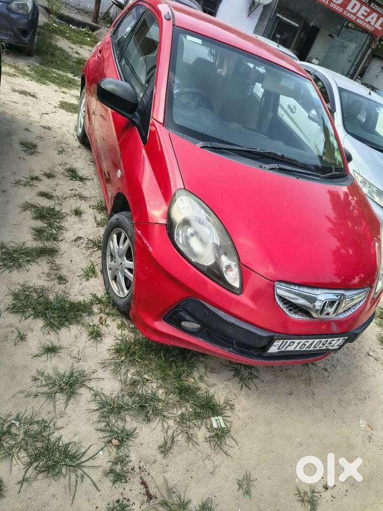 Honda Brio V Automatic, 2013, Petrol