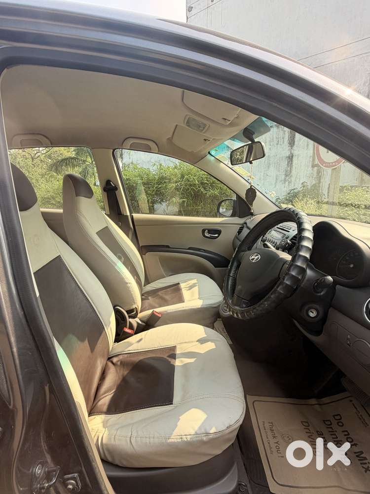 Hyundai I10 Sportz At, 2012, Petrol