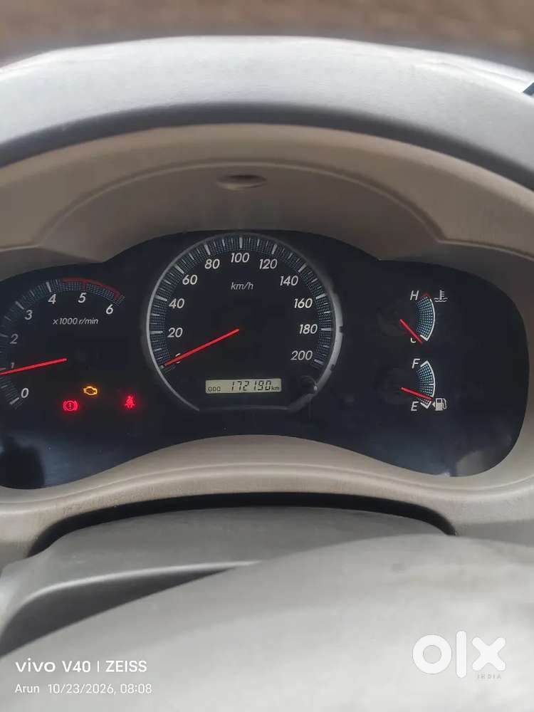 Toyota Innova 2014 V Type Diesel