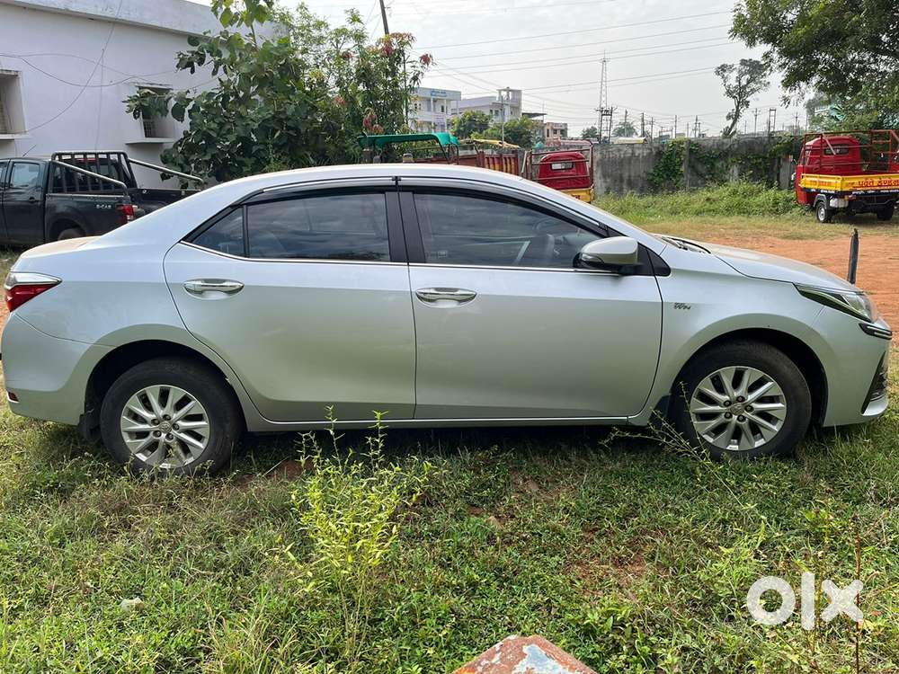 Toyota Corolla Altis Petrol Well Maintained