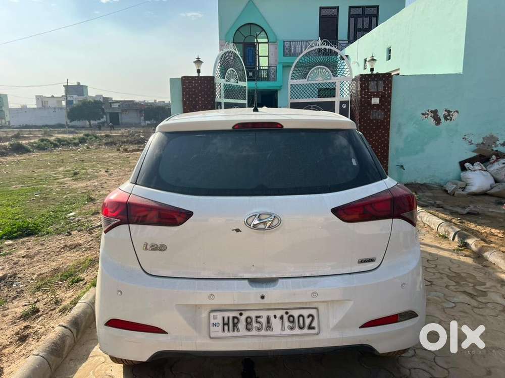 Hyundai Diesel Car 2018 Year Good Condition Good Average 25+