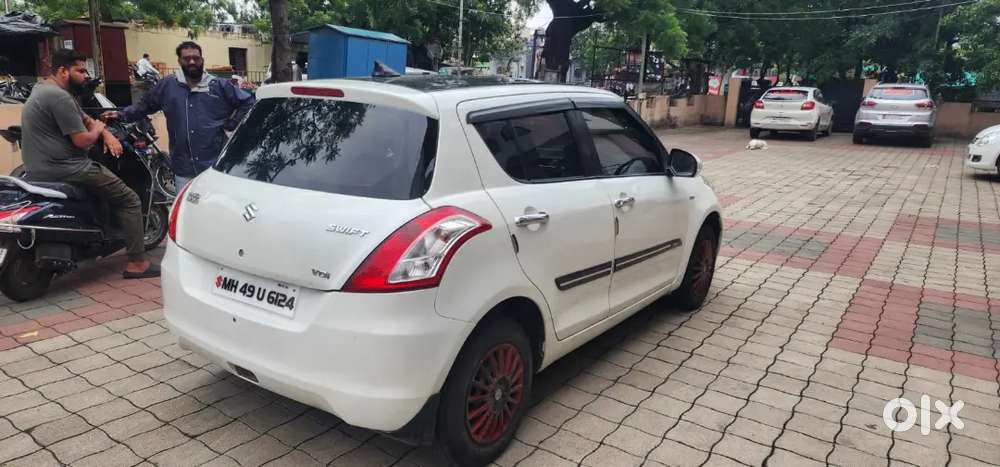Maruti Suzuki Swift 2015