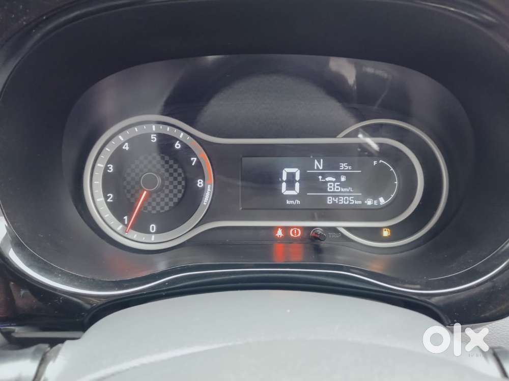 Hyundai Grand I10 Nios Amt Sportz, 2022, Petrol