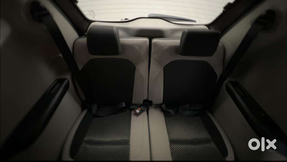 Renault Triber Rxz Easy-r Amt, 2022, Petrol
