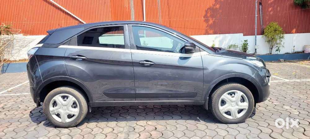 Tata Nexon 1.2 Revotron Xm, 2018, Petrol