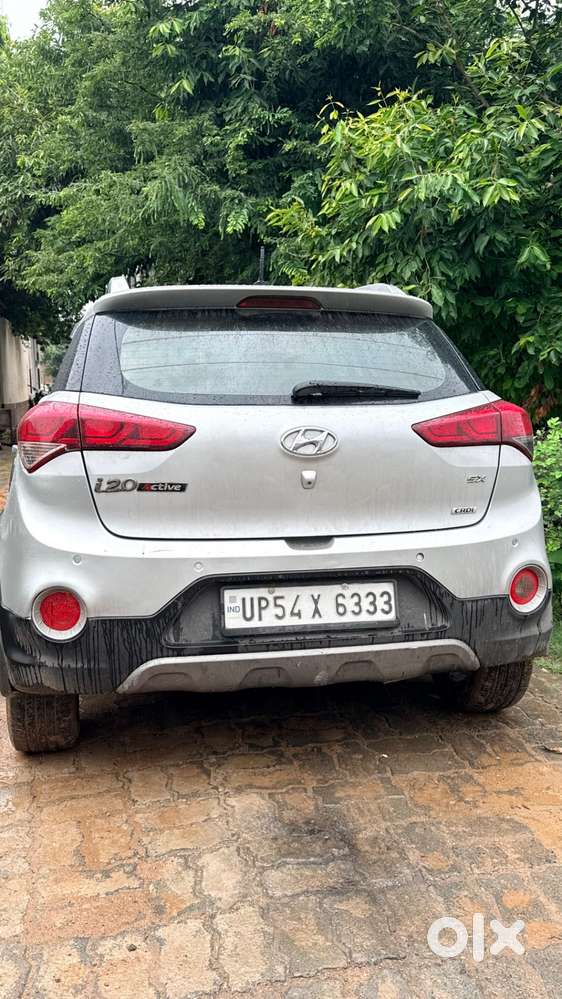 I20 Active Top Variant With Kry Less Entry