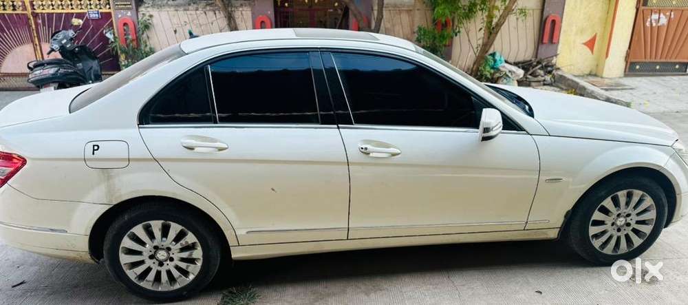 Mercedes-benz C-class 2010 Petrol Well Maintained
