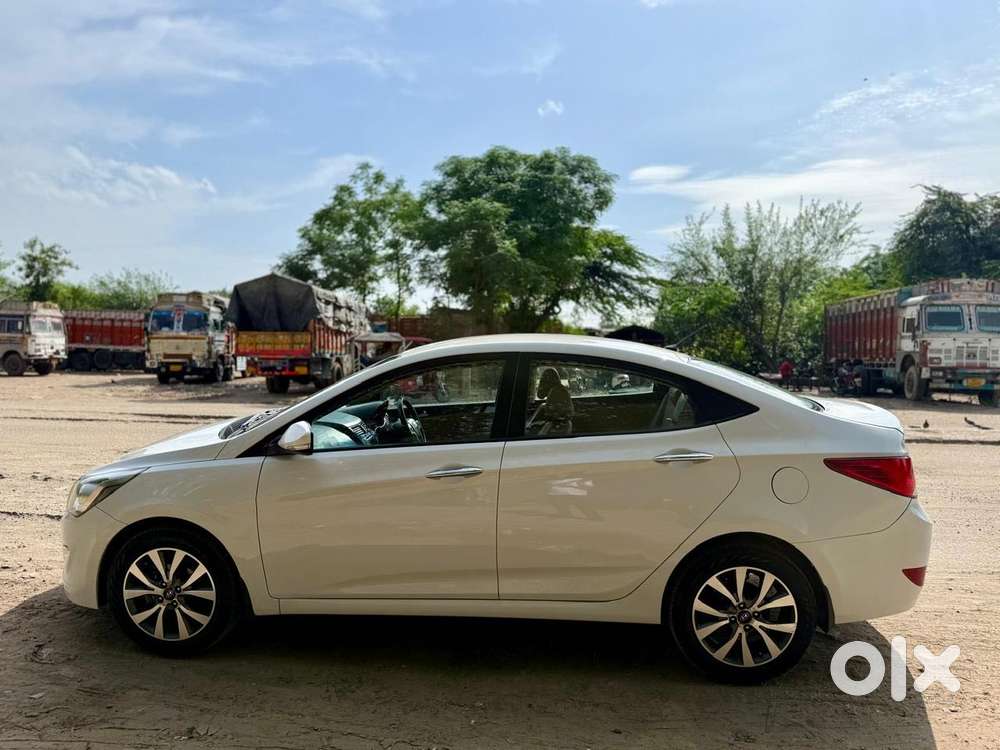 Hyundai Fluidic Verna 1.6 Crdi Sx, 2016, Petrol