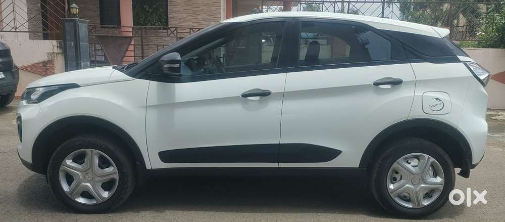 Tata Nexon 1.2 Petrol, 2023, Petrol