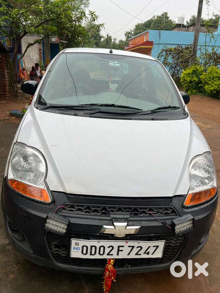 Chevrolet Spark Petrol 2013