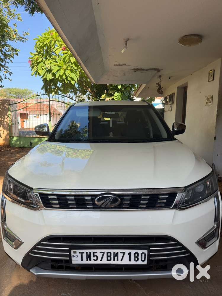 Mahindra Xuv300 2021 Petrol Well Maintained