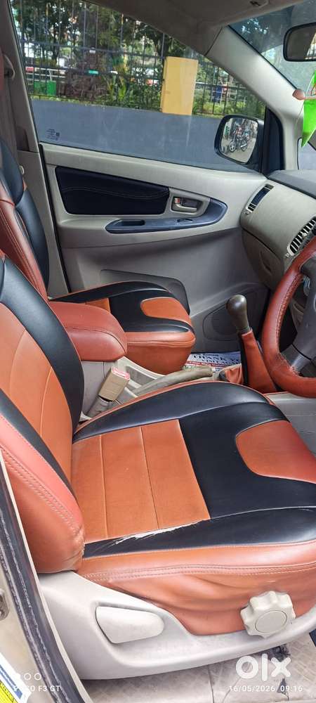 Toyota Innova 2.5 G4 Diesel 8-seater, 2011, Diesel