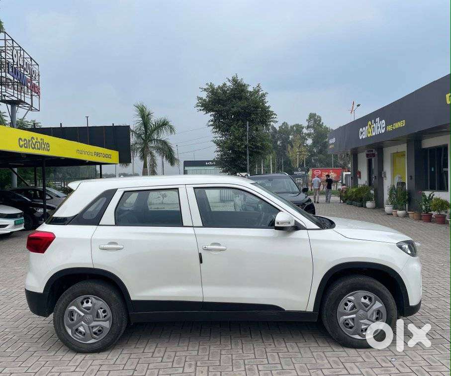 Maruti Suzuki Brezza 1.5 Lxi Smart Hybrid, 2022, Petrol