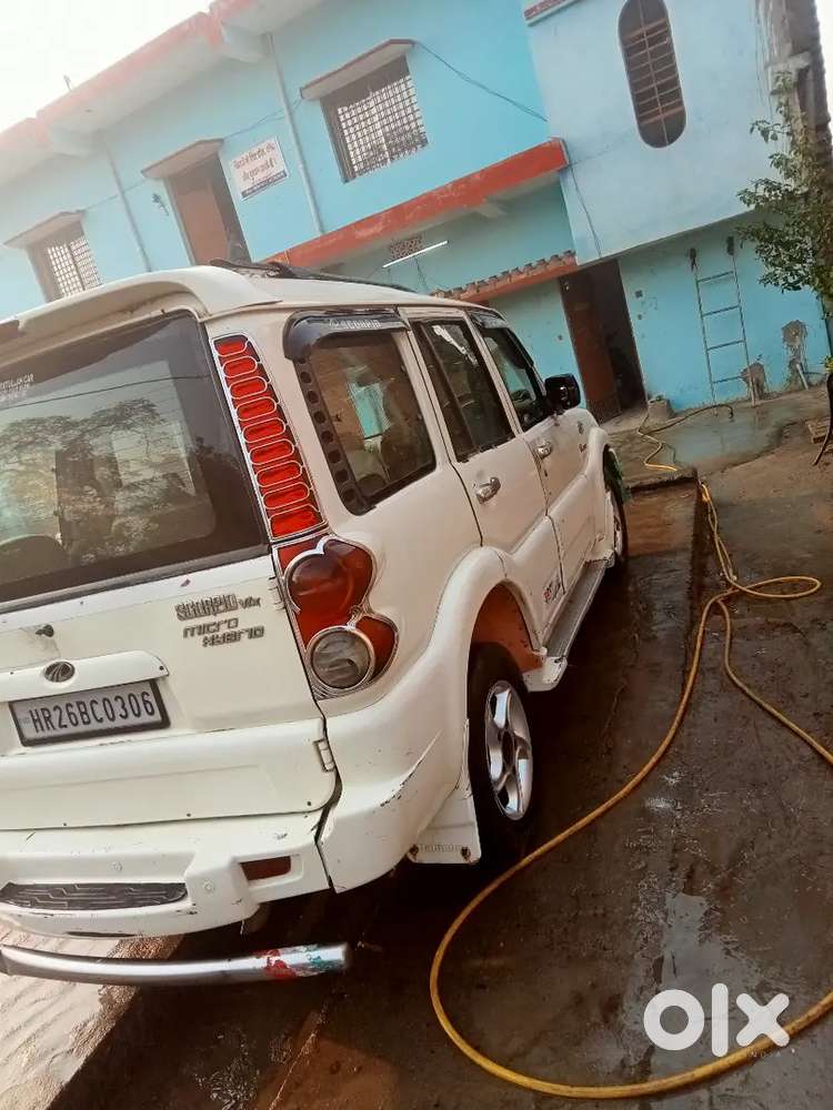 Mahindra Scorpio