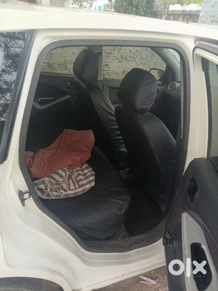 Ford Figo 2014 Diesel 15000 Km Driven