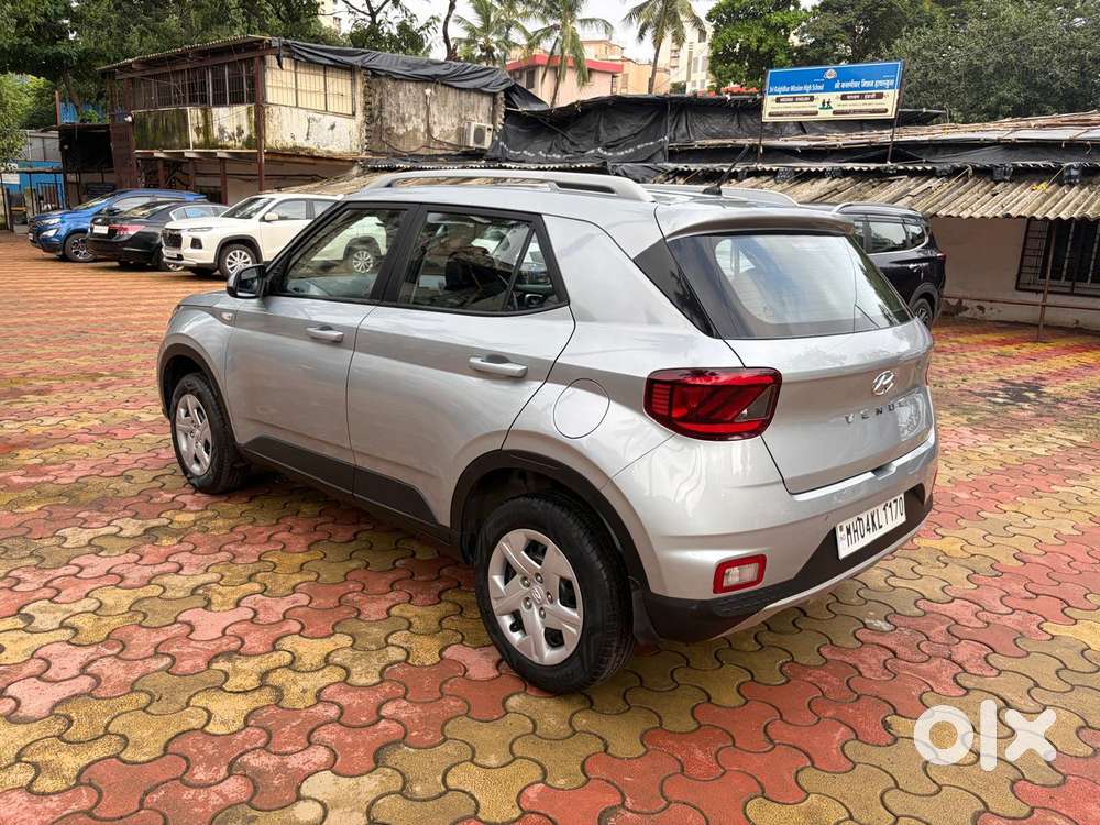 Hyundai Venue S, 2020, Petrol