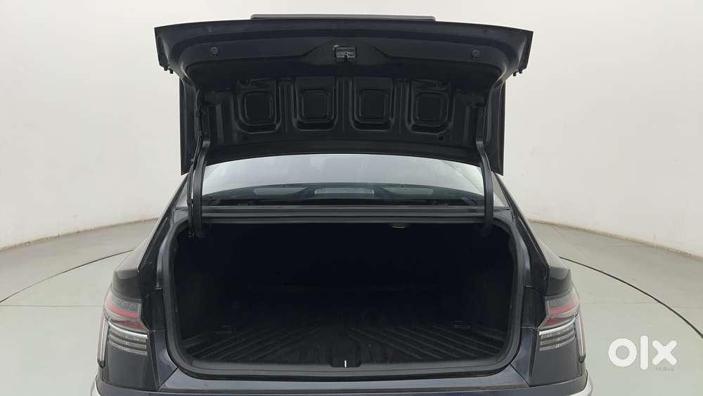 Hyundai Verna 1.5 Sx (o) Turbo Petrol Dct, 2024, Petrol