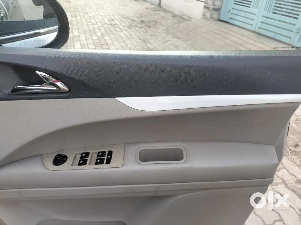 Mahindra Marazzo 1.5 M8 2019