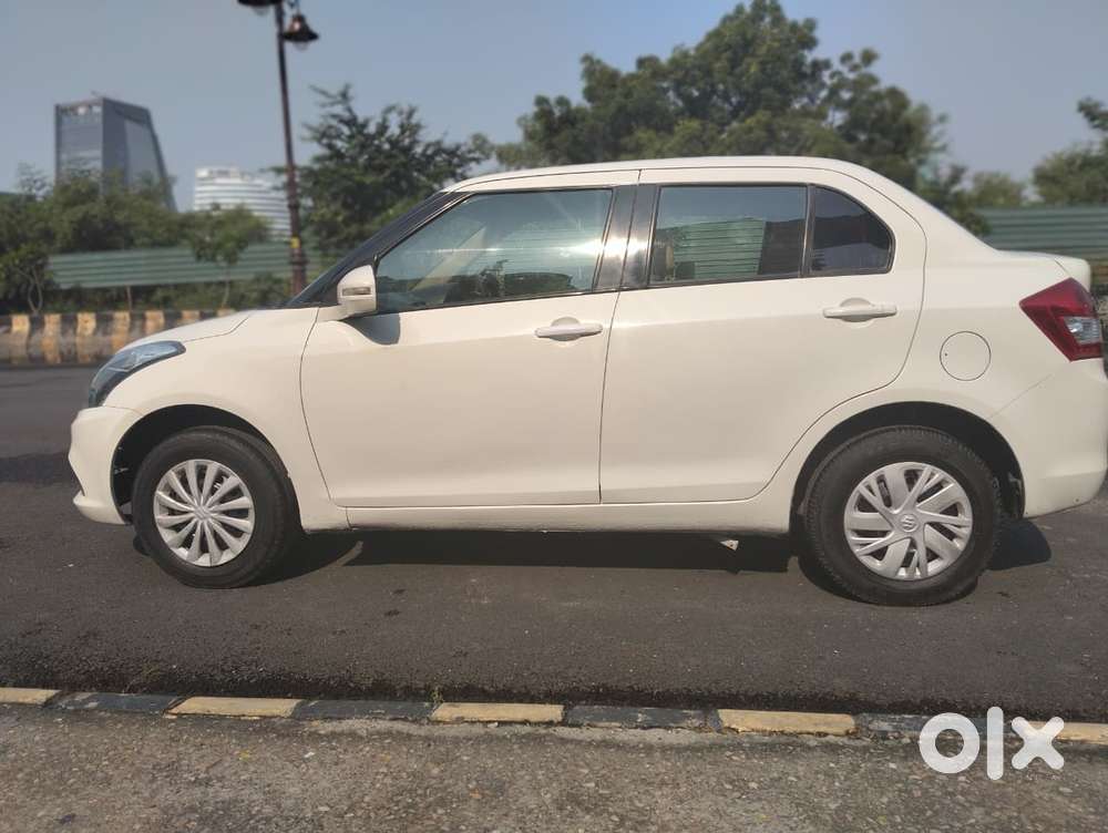 Maruti Suzuki Swift Dzire Vxi Optional, 2015, Petrol