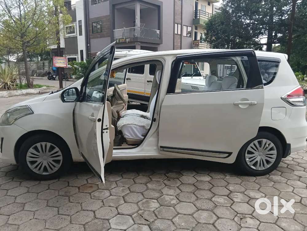 Maruti Suzuki Ertiga 2013