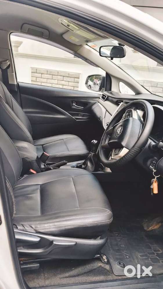 Toyota Innova Crysta 2.4 Gx Mt, 2019, Diesel