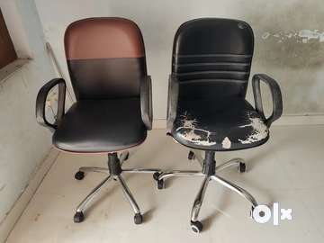 Moving chair online olx