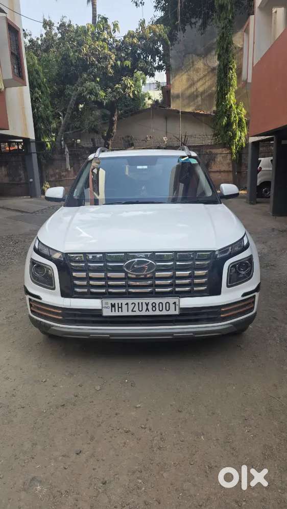Urgent Sale Hyundai Venue Excellent Condition  Vvip Number 8001*