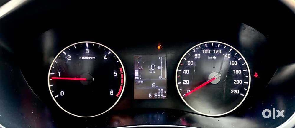 Hyundai I20 Asta 1.2 Mt Dual Tone, 2018