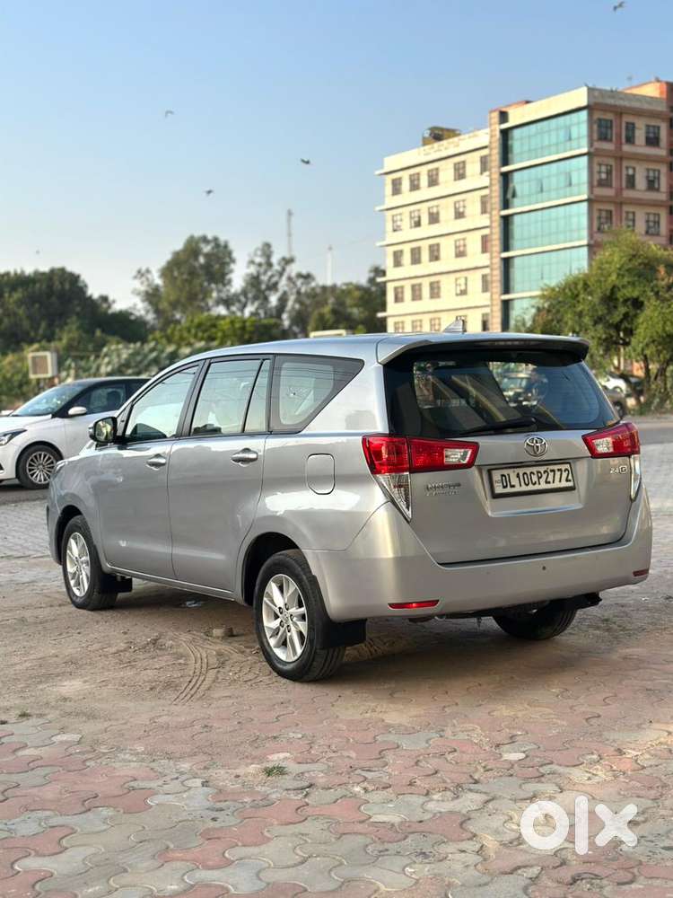 Toyota Innova Crysta