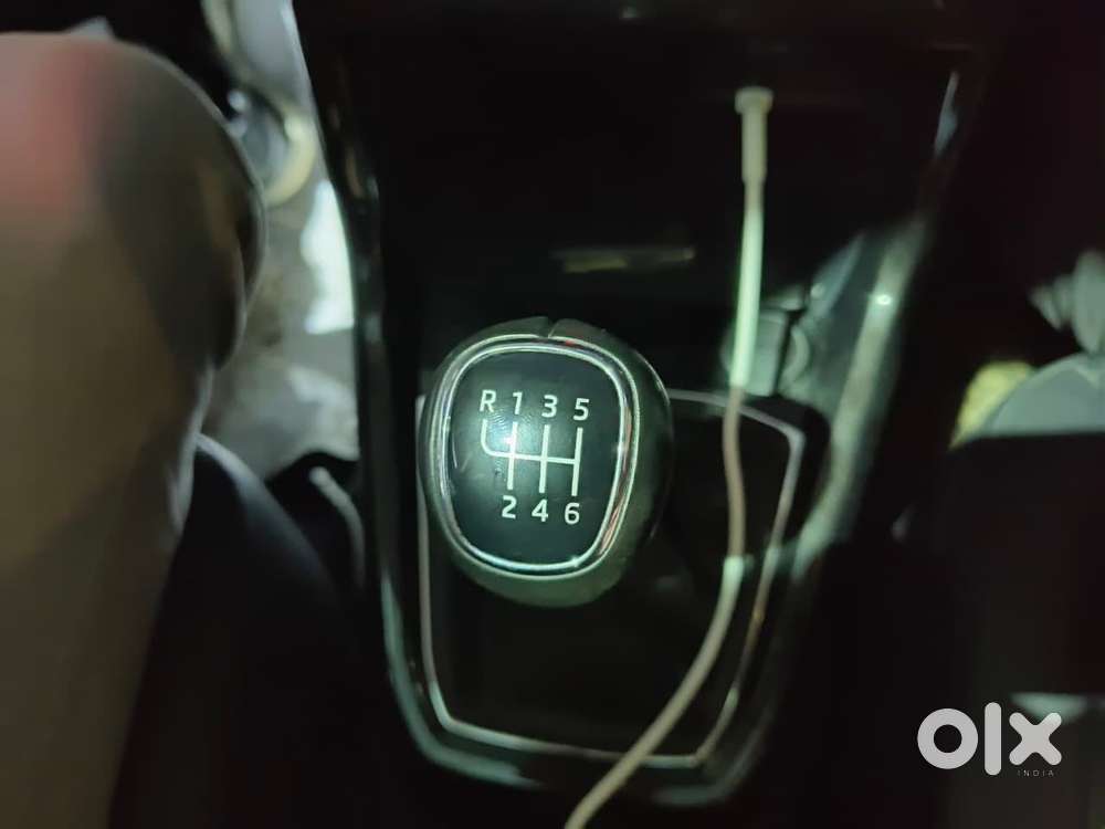 Skoda Kushaq 1.0 Tsi Style, 2022, Petrol