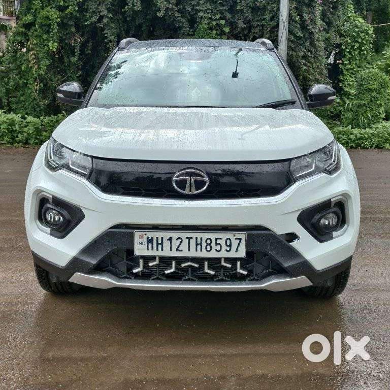 Tata Nexon 1.5 Revotorq Xza Plus Dual Tone Roof (o) Amt, 2021, Diese..