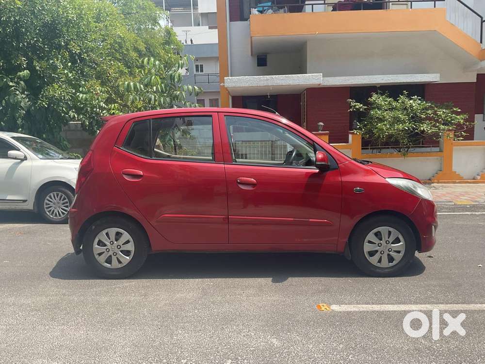 Hyundai I10 Sportz, 2012, Petrol