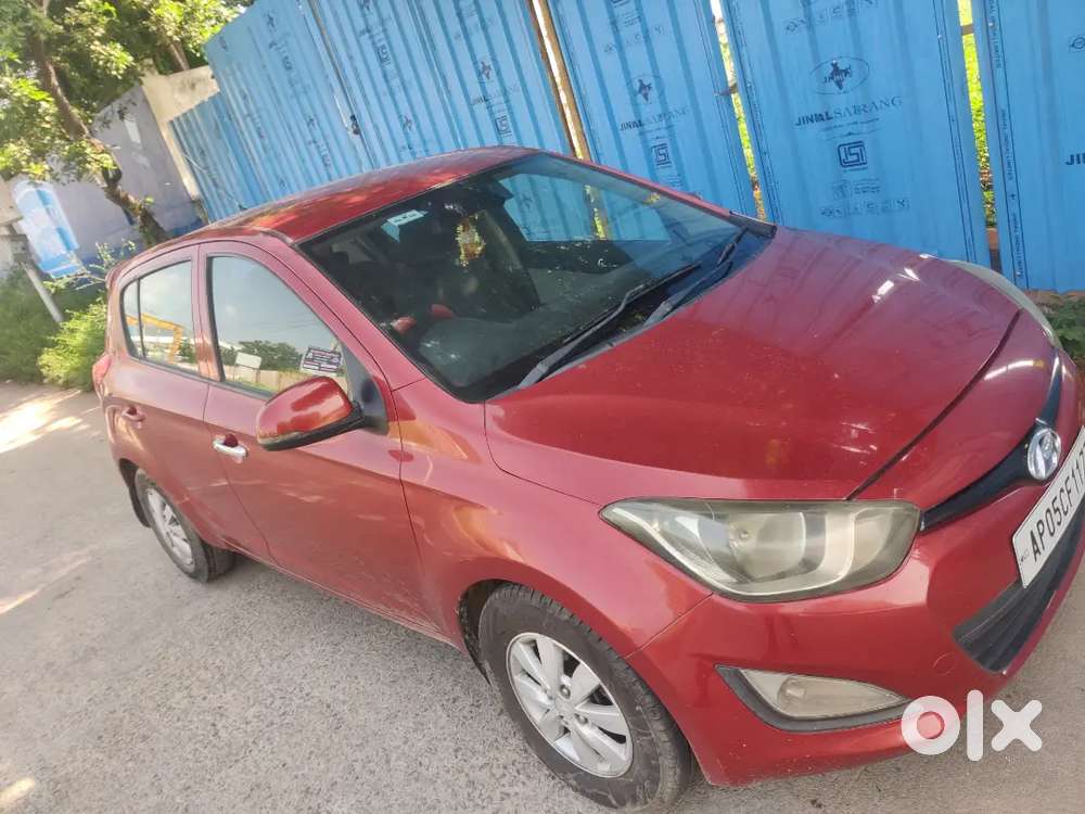 Hyundai Elite I20 2012 Diesel 148000 Km Driven