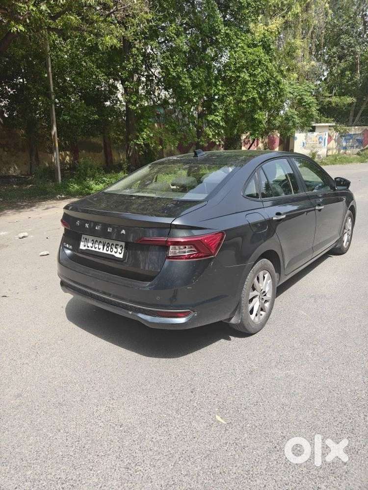 Skoda Slavia 1.0 Ambition Tsi At, 2022, Petrol