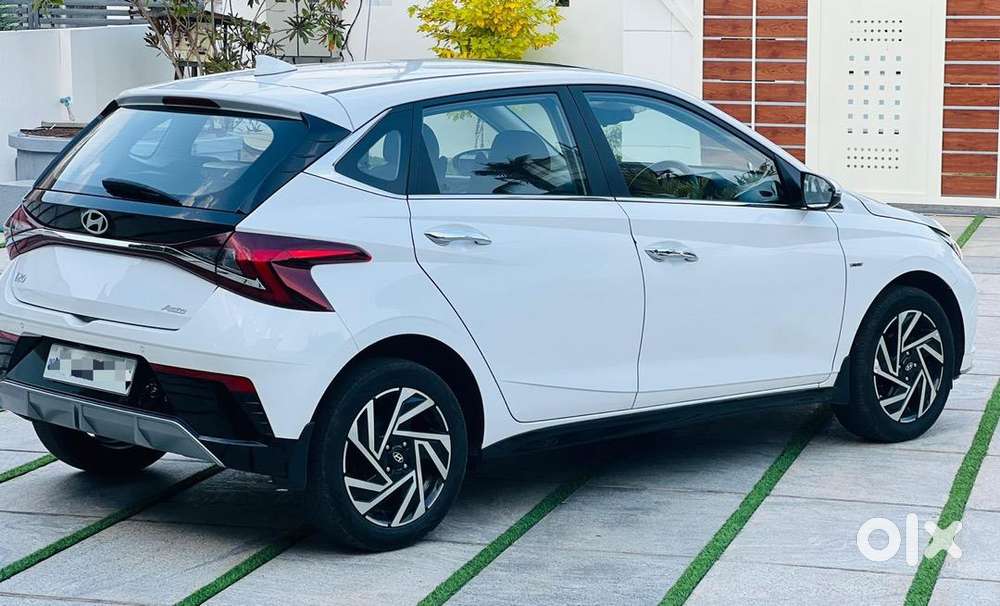 Hyundai New I20 1.2 Asta (o) Ivt, 2024, Petrol