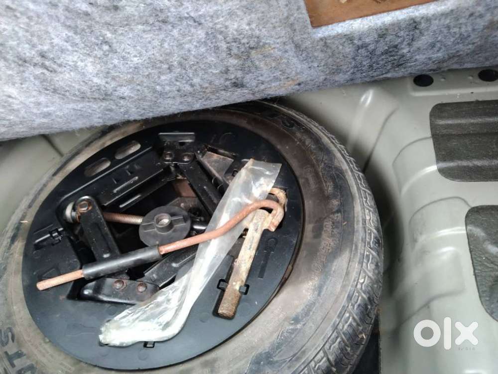 Mahindra Kuv 100 Mahindra-kuv-100-g80-k6-plus, 2016, Petrol