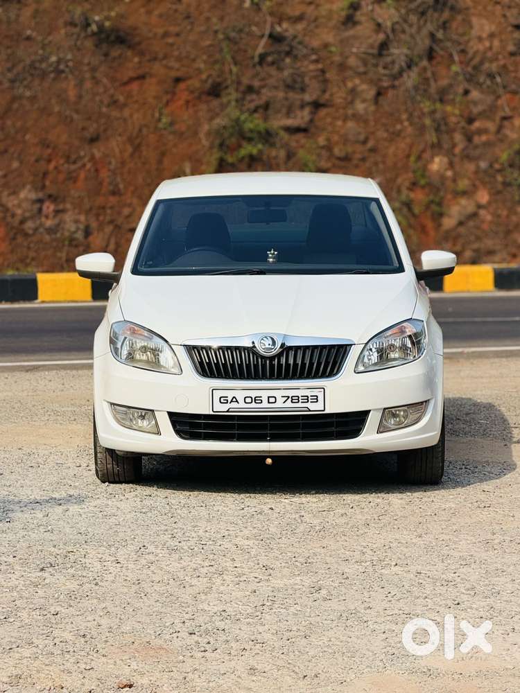 Skoda Rapid 1.6 Mpi Ambition, 2012, Petrol