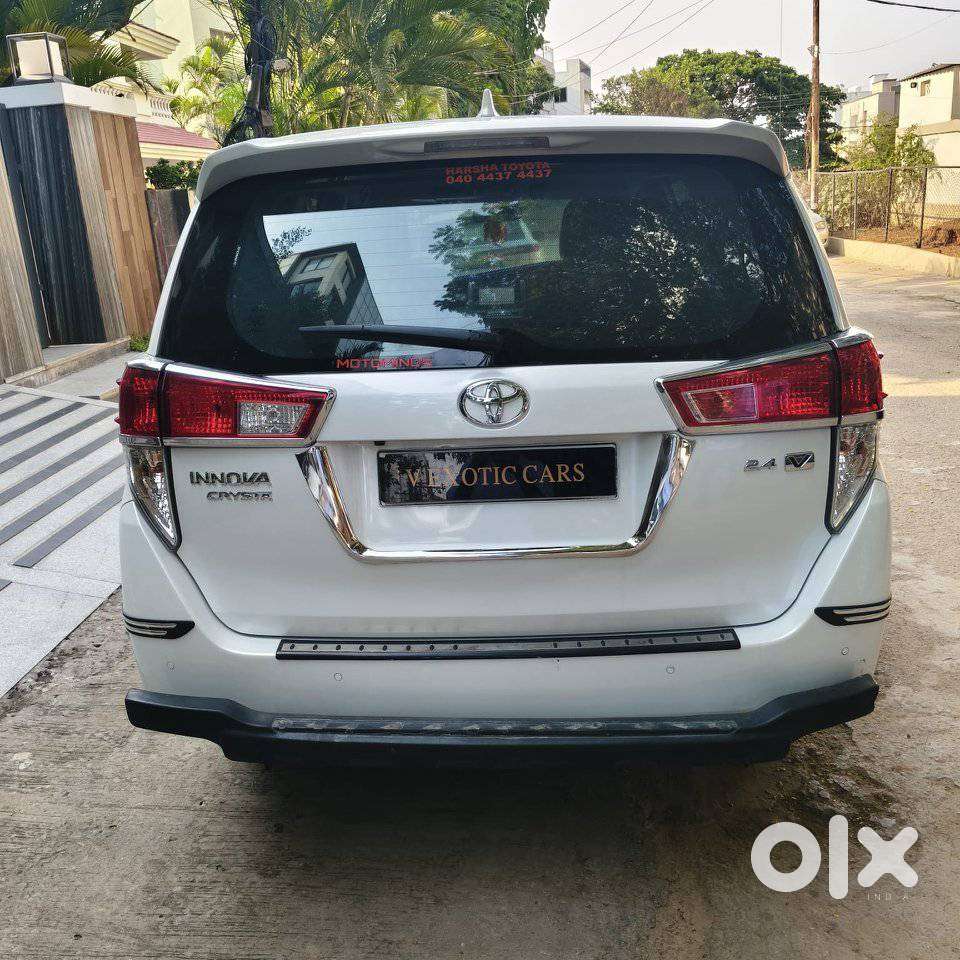 Toyota Innova Crysta 2.4 V 7 Str, 2023, Diesel
