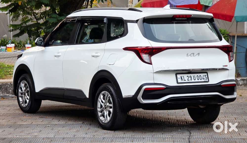 Kia Carens 1.4 Prestige 7 Str, 2022, Petrol