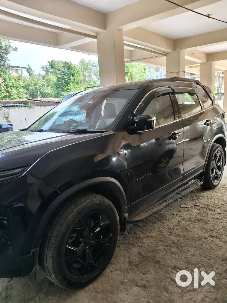 Tata Safari Dark 2024 Edition