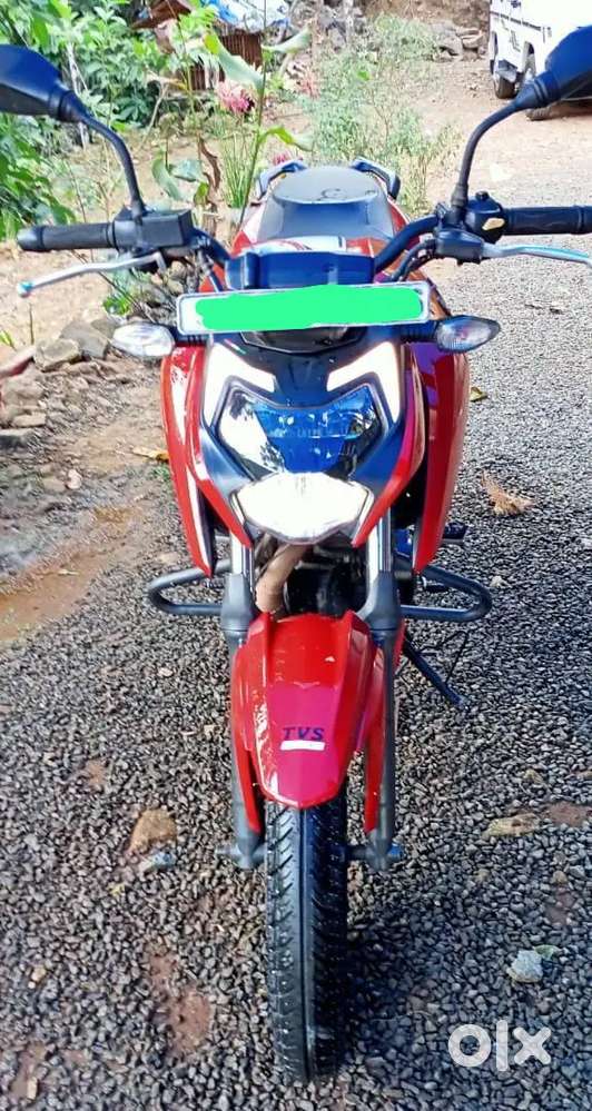 TVS Apache RTR 160 4V. BS6. ABS. New chain sprocket. Motorcycles