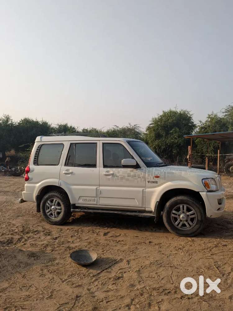 Mahindra Scorpio Vlx 2012 , In Fine Condition White Colour