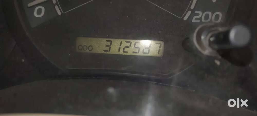 Toyota Innova Hycross 2007