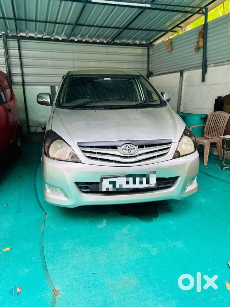 Innova 2.5 G 2007 Model  Diesel  8 Seater  Kerala Registration